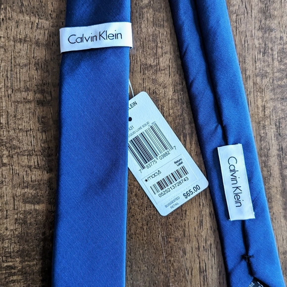 Tie - Picture 2 of 2